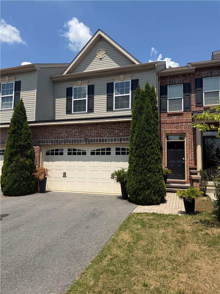Property Photo: 5127 Dogwood Trail PA 18104