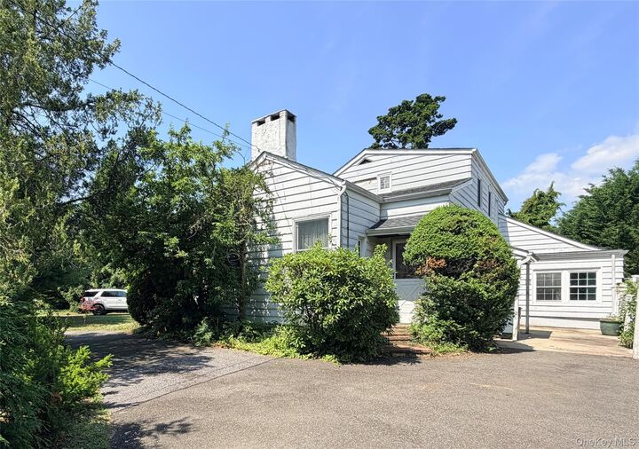 Property Photo:  126 Eaton Lane  NY 11795 