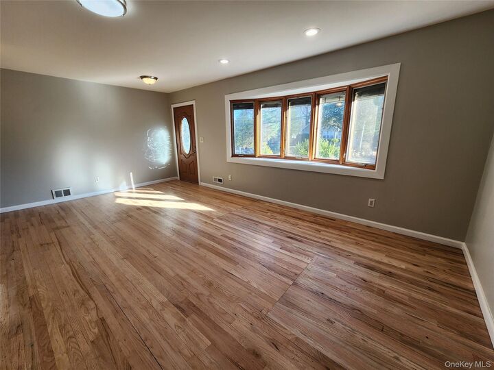 Property Photo:  373 Ehrhardt Road  NY 10965 
