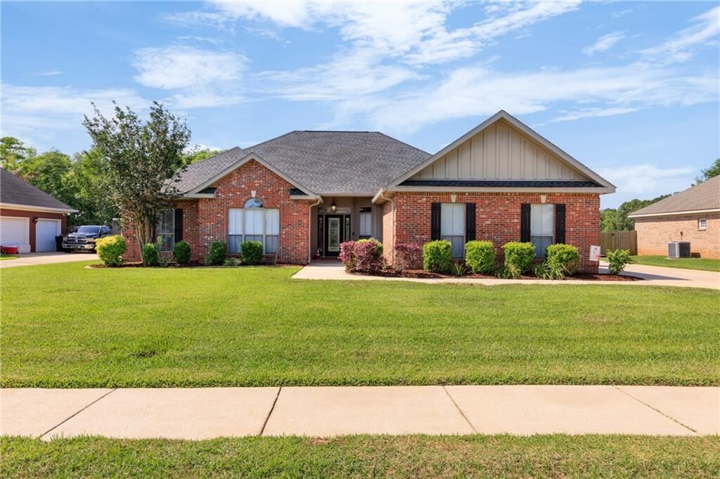 Property Photo:  9129 Dawes Creek Drive  AL 36582 