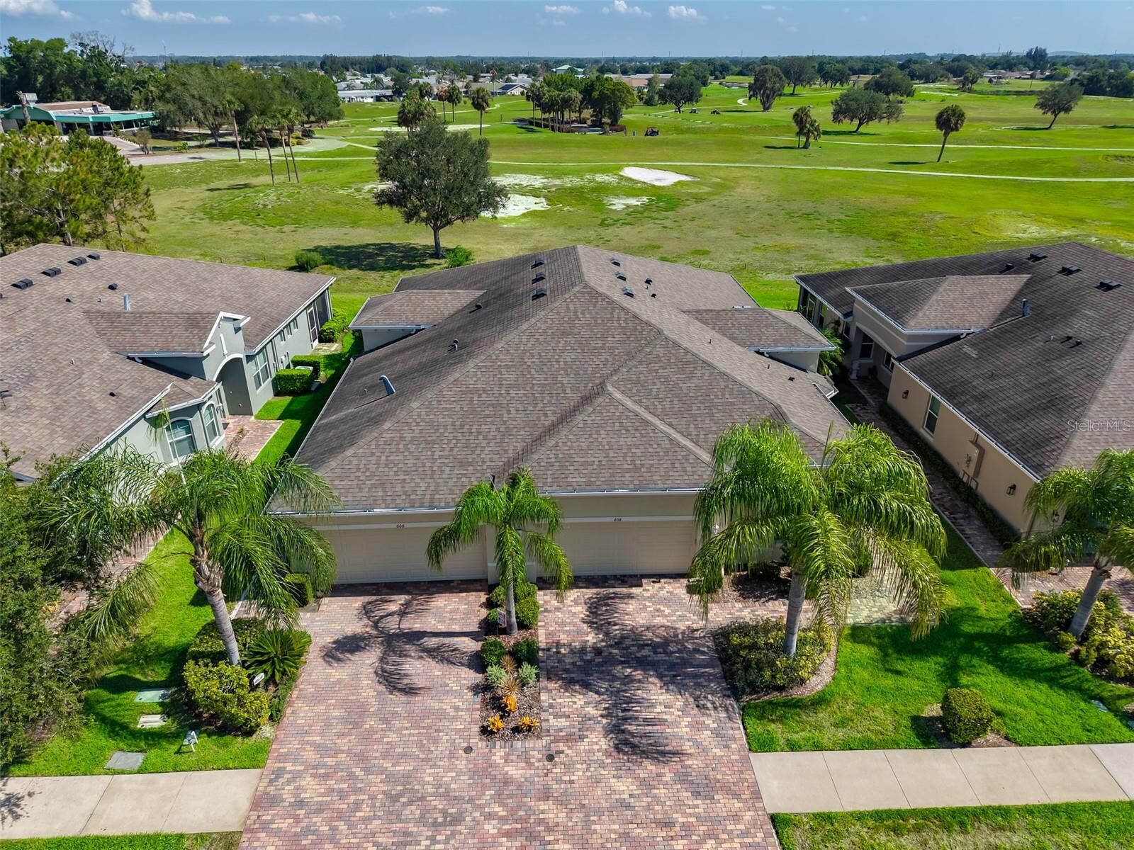 Property Photo: 606 Chipper Drive FL 33573
