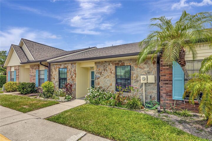 Property Photo:  3909 Carroll Cypress Court  FL 33614 