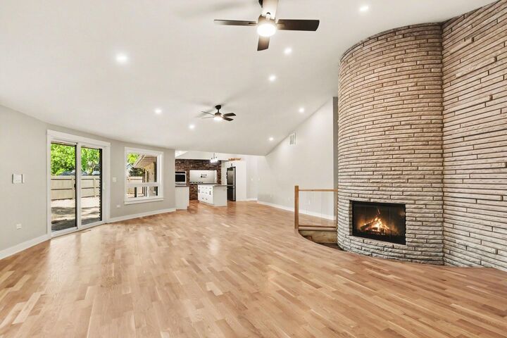 Property Photo:  2631 Hillview Lane  MI 49085 