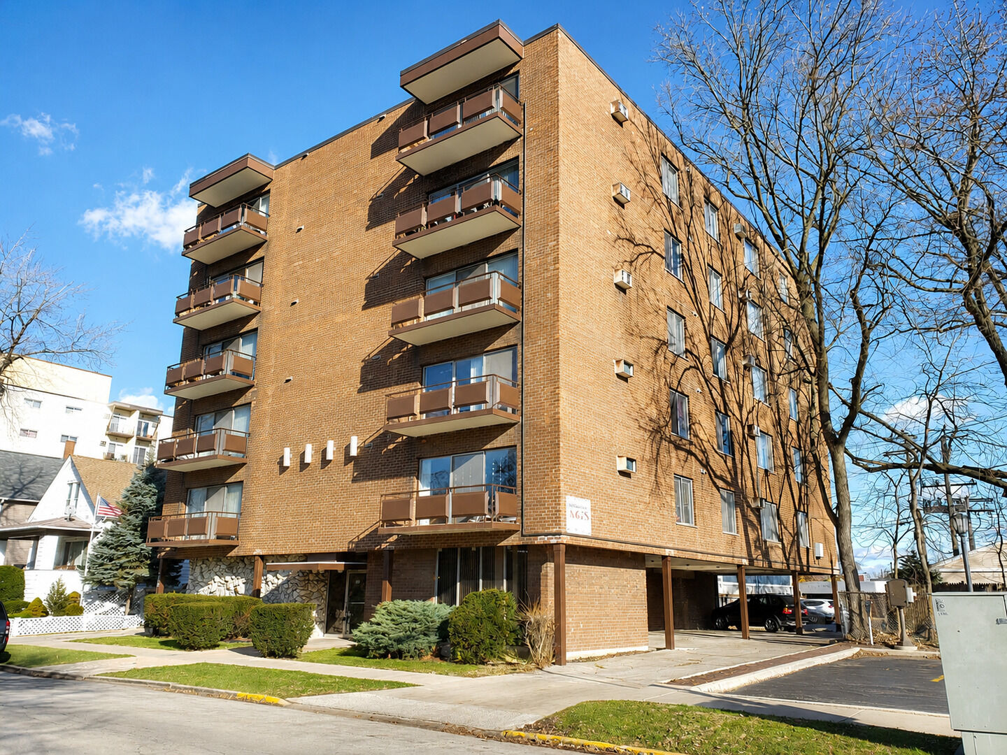 Property Photo:  336 Lathrop Avenue 604  IL 60130 