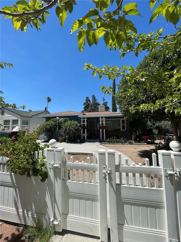 Property Photo:  671 W Christie Street  CA 92220 