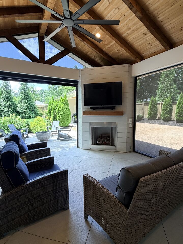 Property Photo:  5007 Manuel Dr  TN 37211 