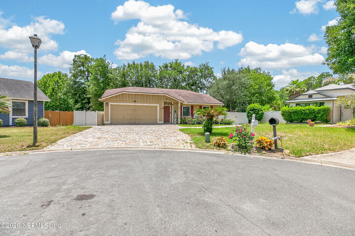 Property Photo:  8005 Fleur De Lis Drive  FL 32277 