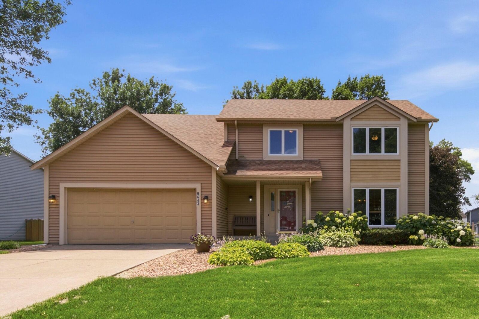 Property Photo:  9643 Polaris Lane N  MN 55369 