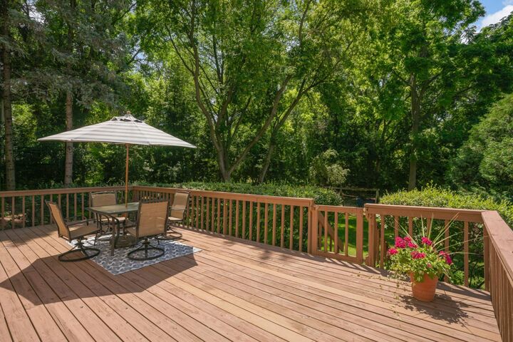 Property Photo:  3620 James Avenue  MN 55391 