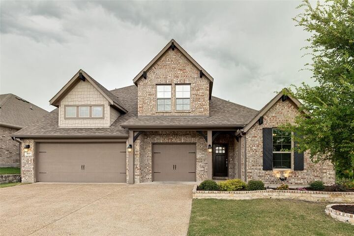 Property Photo: 4015 Cloverleaf Trail TX 75454