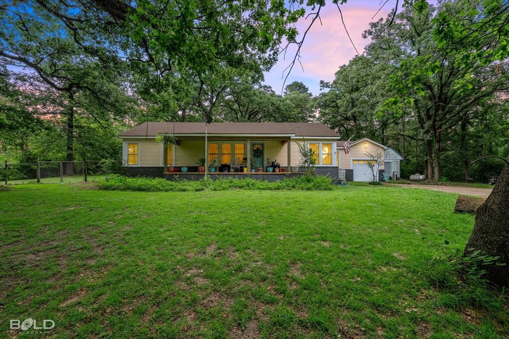 Property Photo:  6151 Pine Hill Road  LA 71107 
