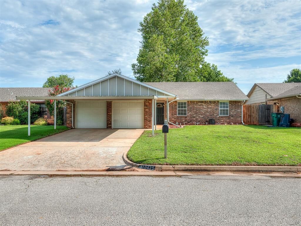 Property Photo: 10425 Dover Drive OK 73099