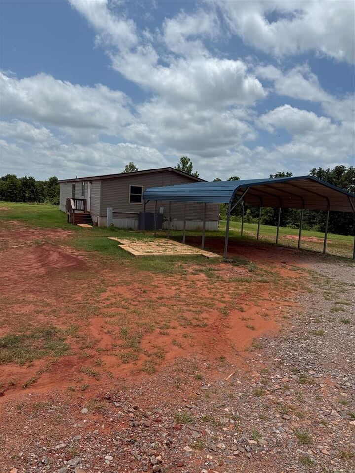 Property Photo:  1400 156th Ave SE  OK 73026 