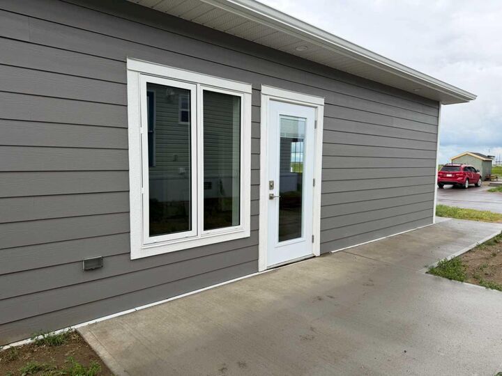 Property Photo: 10 Meadows Way AB T1G 2A2
