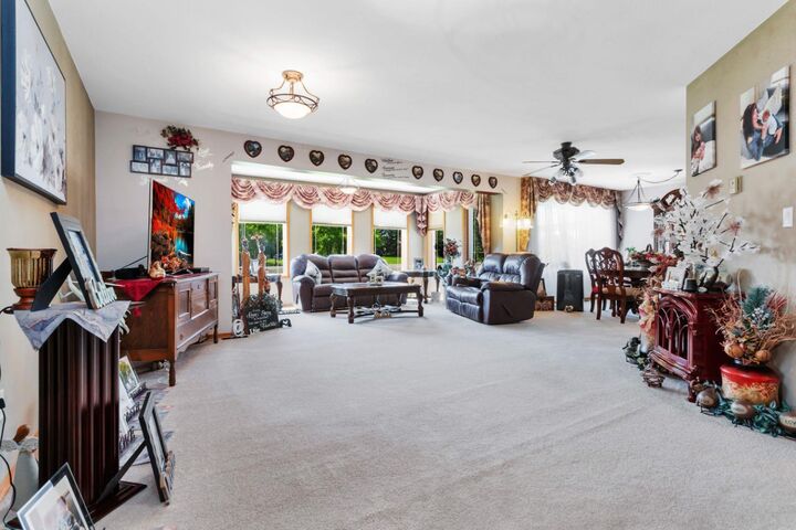 Property Photo: 306 Centro Avenue AB T0M 0C0