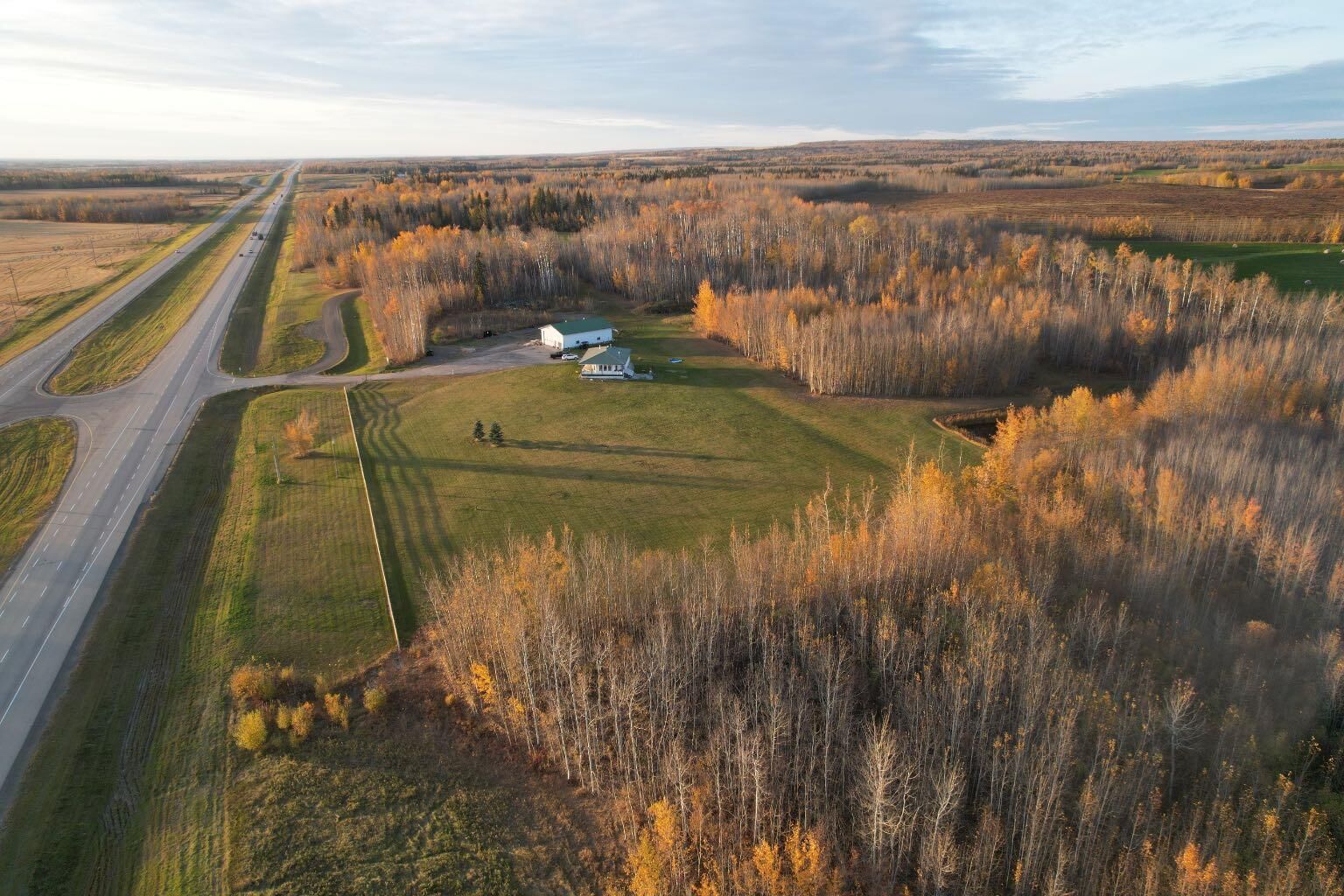 Property Photo:  25336 Highway 43 Highway E  AB T0H 0Y0 