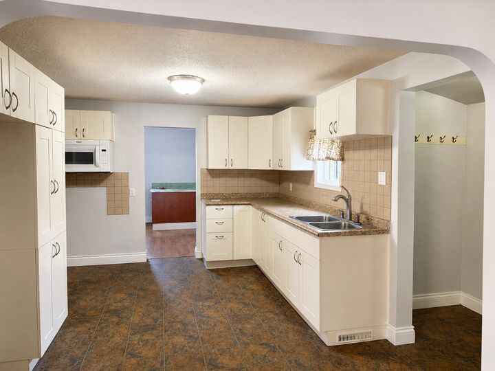 Property Photo:  226 Greenstreet Avenue  SK S0M 0W0 