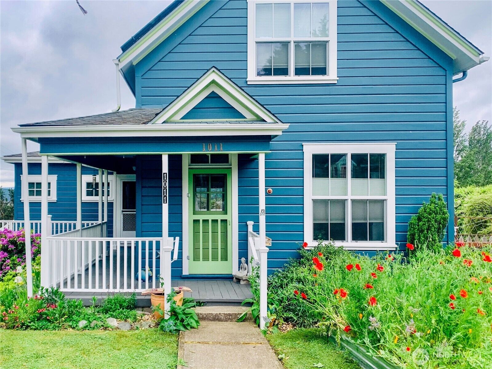 Property Photo:  1011  Cass Street  WA 98368 