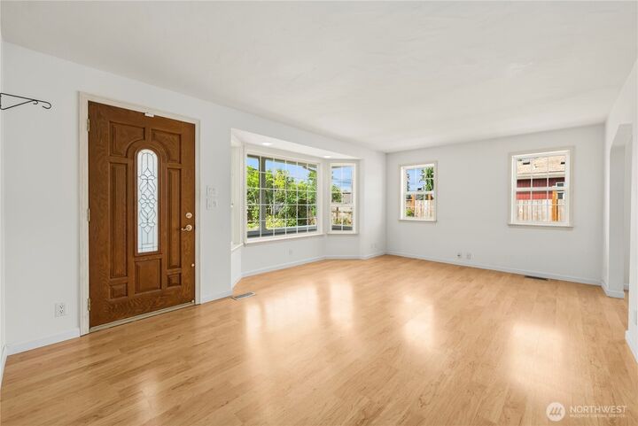 Property Photo: 16101 60th Street E WA 98390