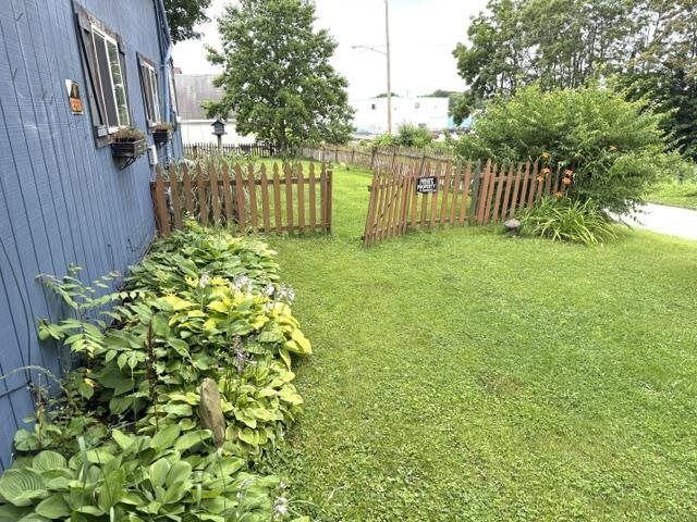 Property Photo:  532 N 18th Street  IN 47374 