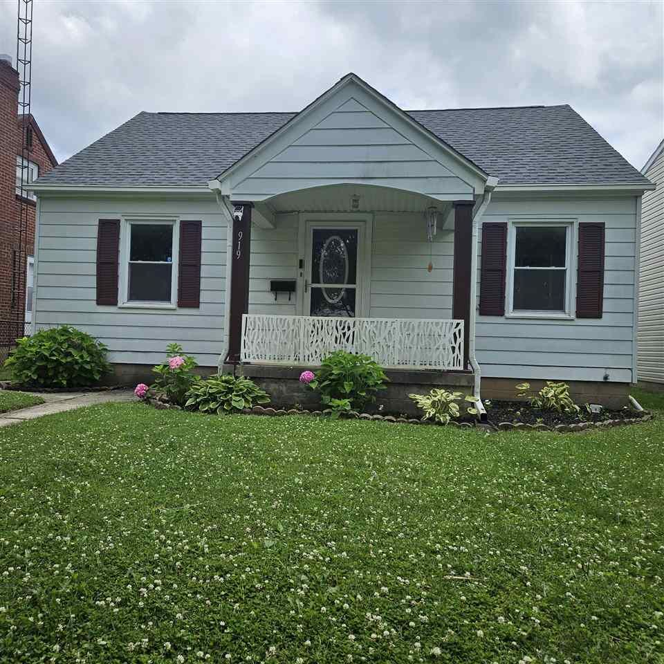Property Photo:  919 NW C Street  IN 47374 