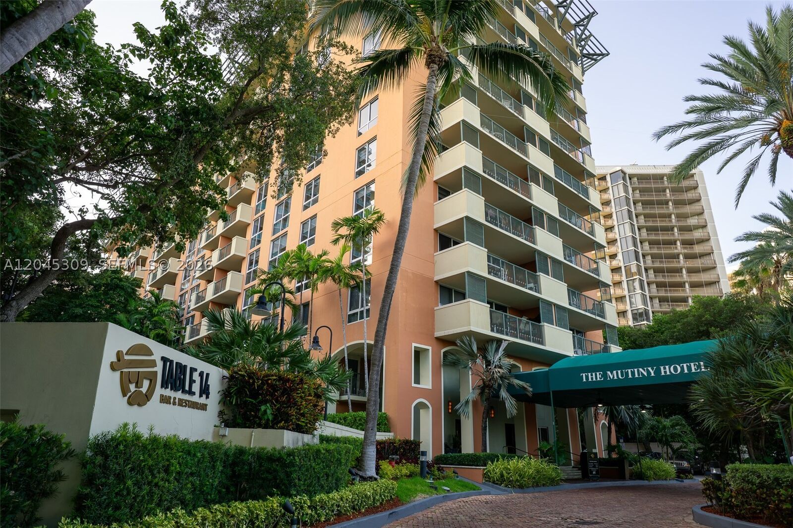 Property Photo: 2951 S Bayshore Dr 716 FL 33133