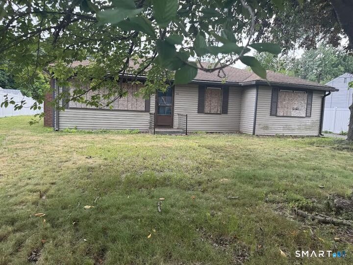 Property Photo: 89 Robin Hill Road CT 06450