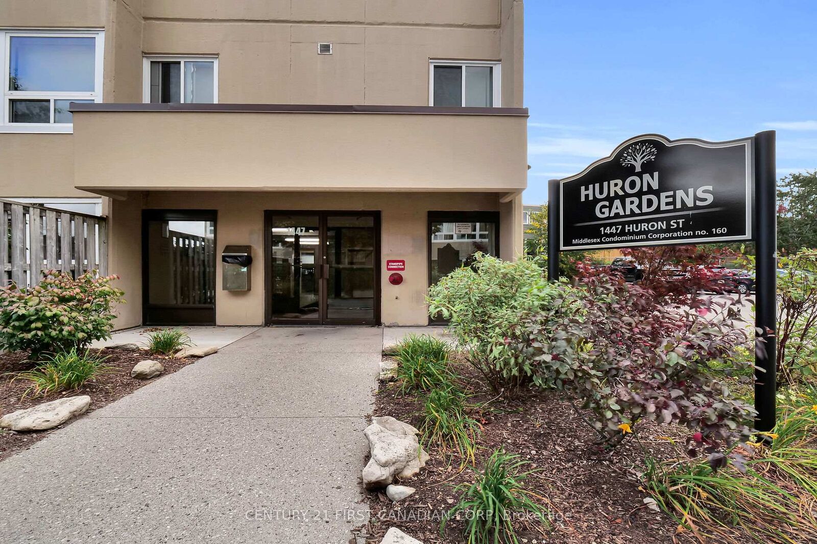 Property Photo: 1447 Huron Street 212 ON N5V 2E6