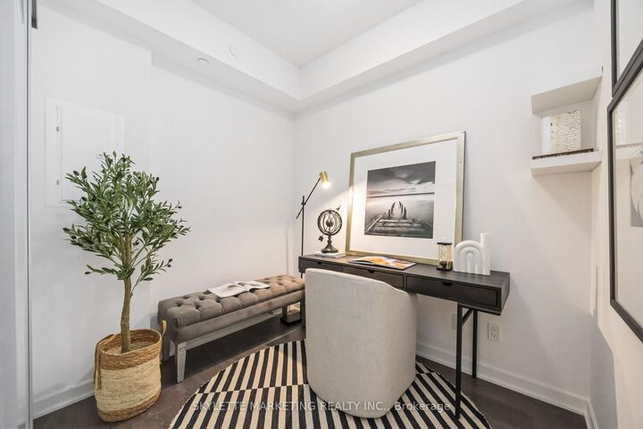 Property Photo: 38 Forest Manor Road 414 ON M2J 1M1