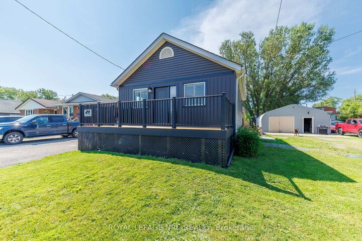 Property Photo:  21 Huron Street  ON L3B 5J2 