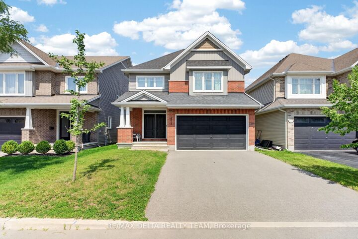 Property Photo: 2834 Grand Canal Street ON K2J 6E4
