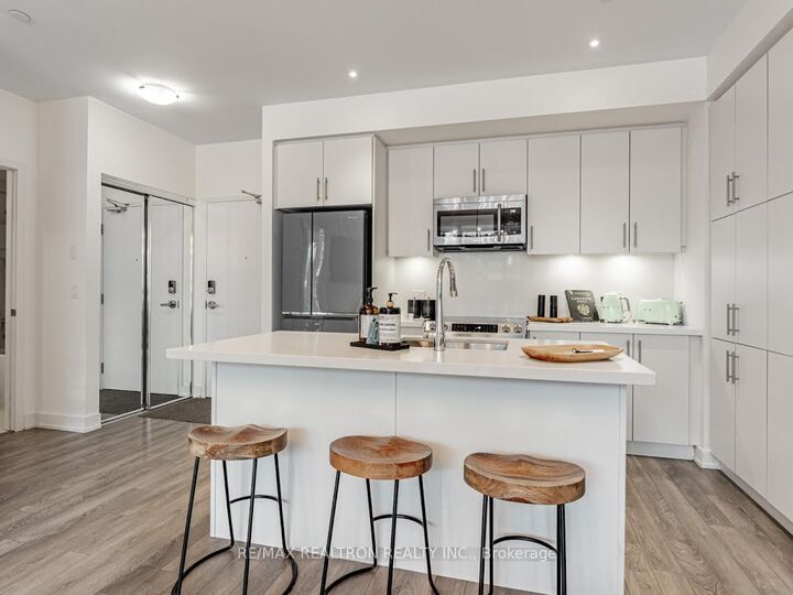 Photo de la propriété: 375 Sea Ray Avenue 113 ON L9S 0N9