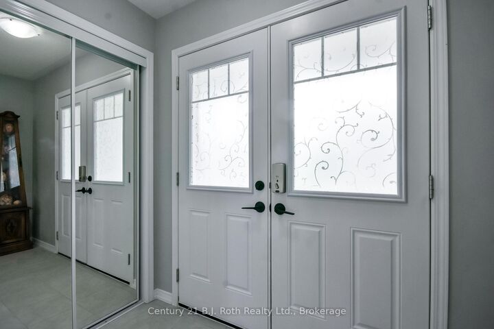 Property Photo: 208 Diana Drive ON L3V 8J8