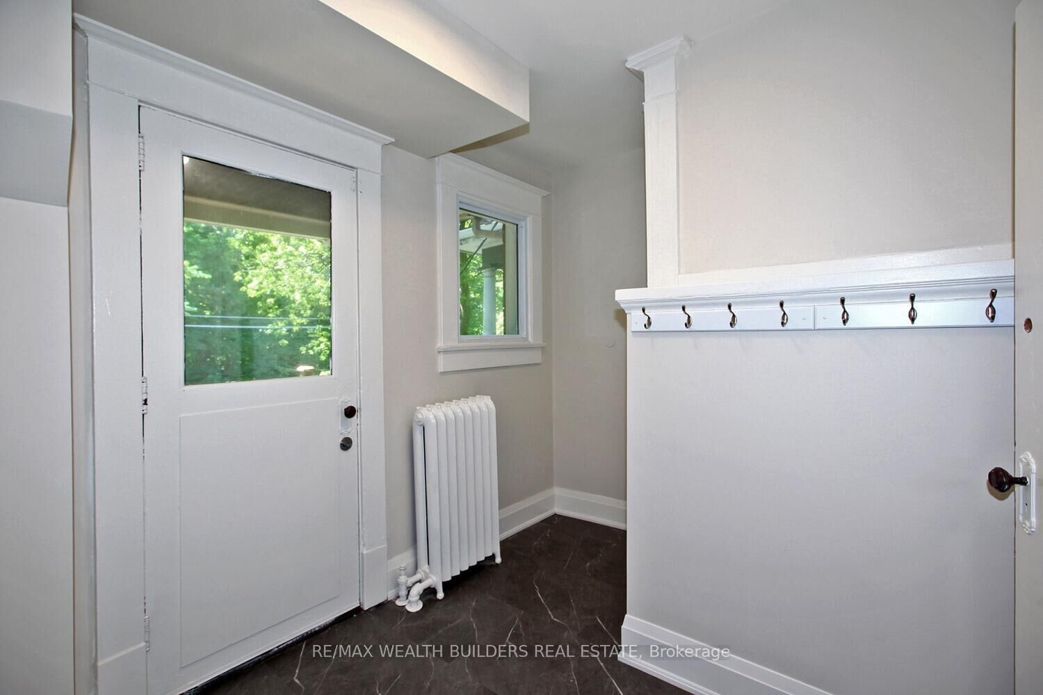 Property Photo: 163 Parkside Drive B ON M6P 2G3