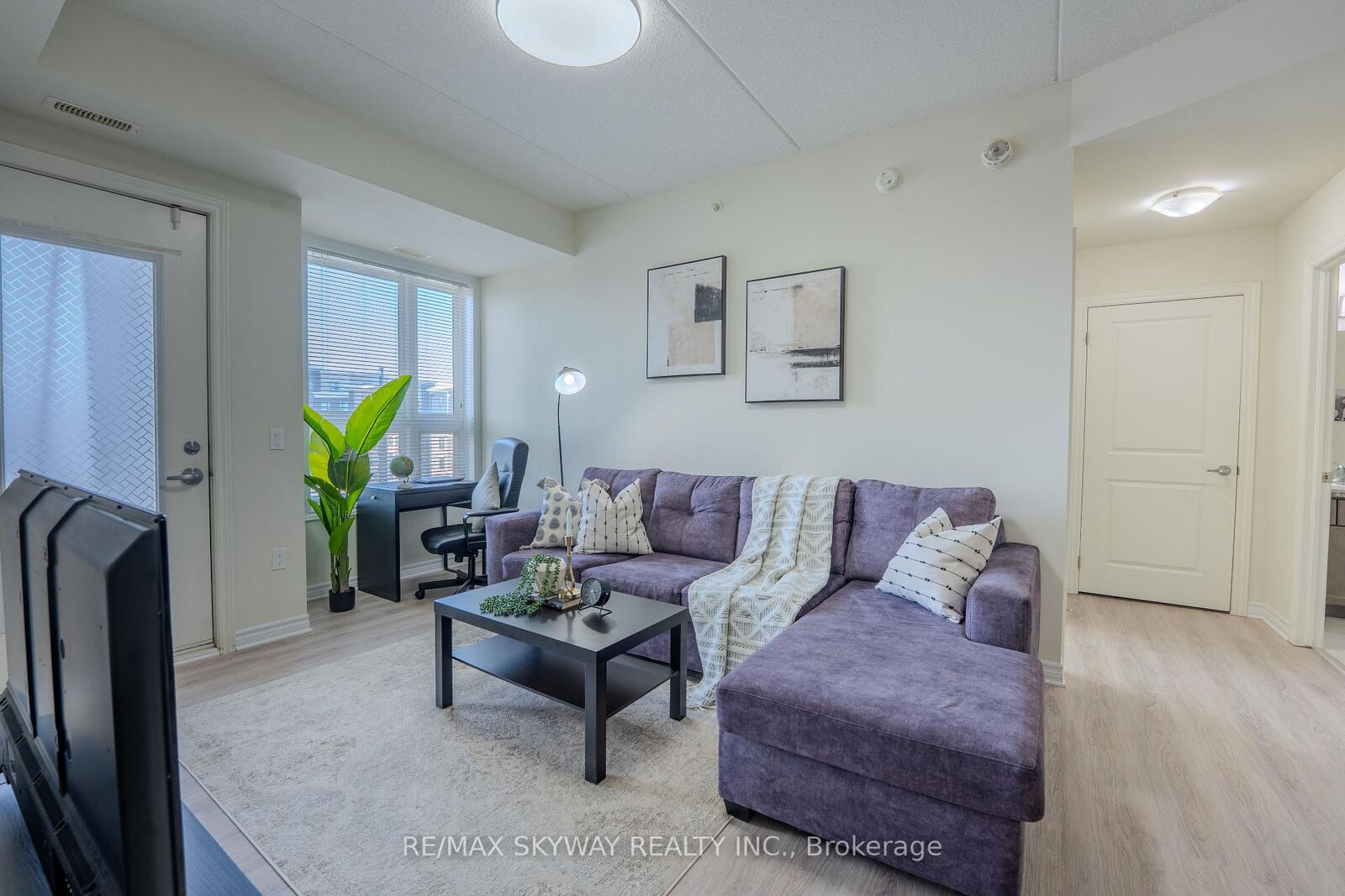 Property Photo:  640 Sauve Street 420  ON L9T 9A7 