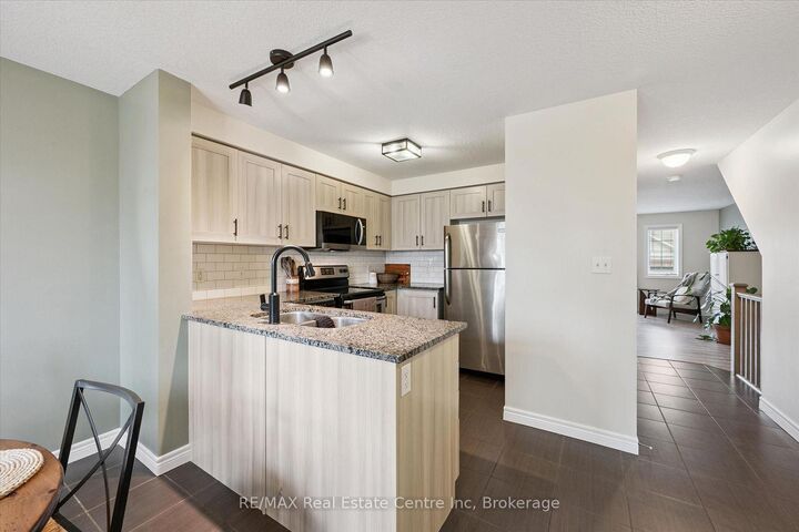 Property Photo: 634 Woodlawn Road E A ON N1E 0K4