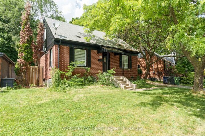 Property Photo:  152 Ferris Road  ON M4B 1G9 
