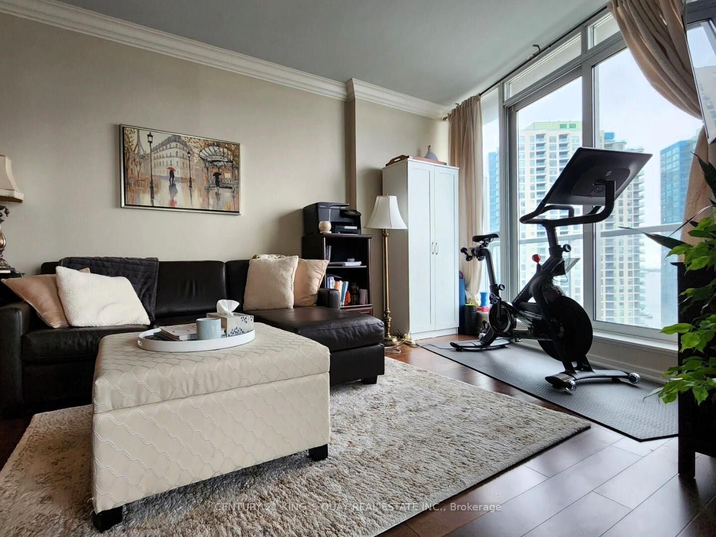Property Photo:  208 Queens Quay W 2205  ON M5J 2Y5 