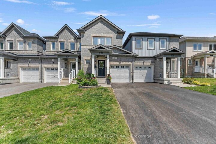 Property Photo:  25 Robinson Street  ON L4N 3J1 