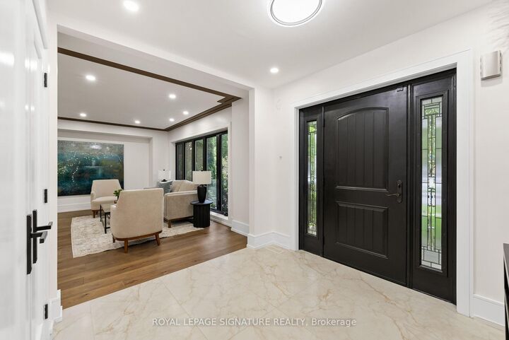 Property Photo: 29 Blaketon Road ON M9B 4W4