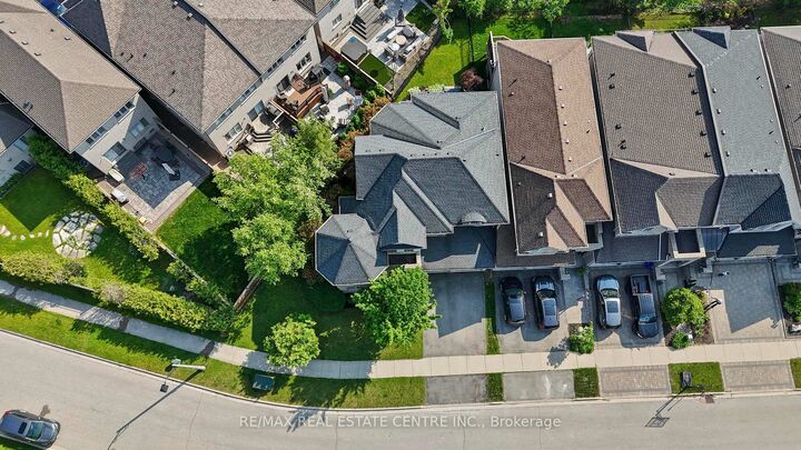 Property Photo:  2454 Springforest Drive  ON L6M 0A1 