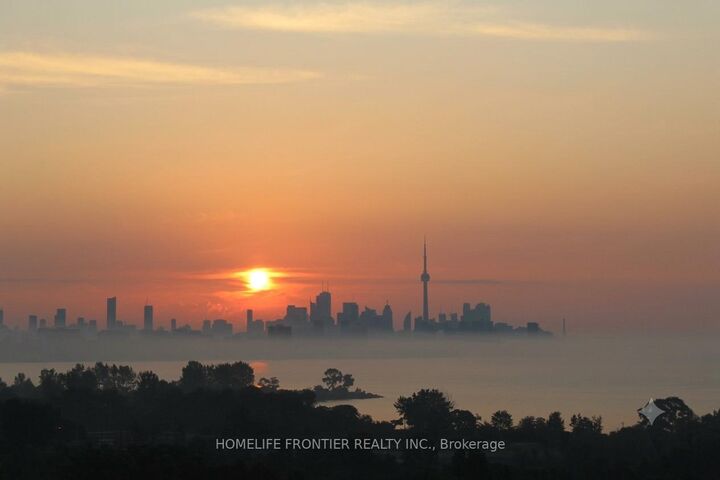 Property Photo: 2261 Lakeshore Boulevard W 611 ON M8V 3X1