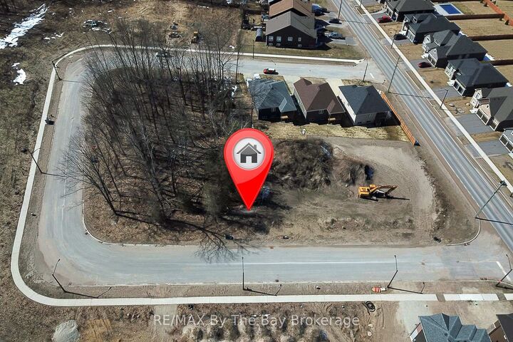 Property Photo:  38 Joanne Crescent  ON L9Z 1R4 