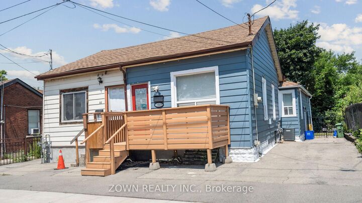 Property Photo:  64 Sheaffe Street  ON L8R 2E9 