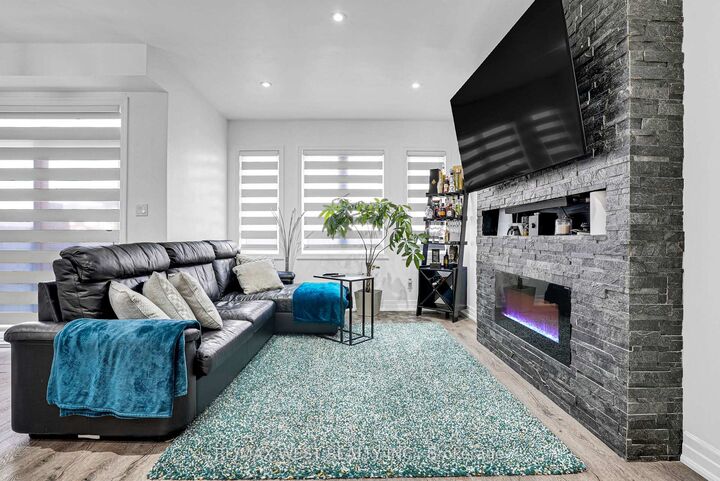 Property Photo: 128 Wagner Crescent ON L0M 1B6