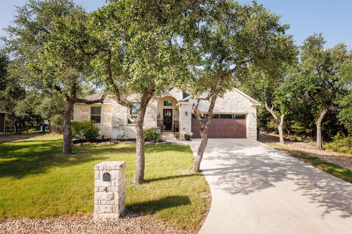 Property Photo:  4 Maplewood Road  TX 78676 