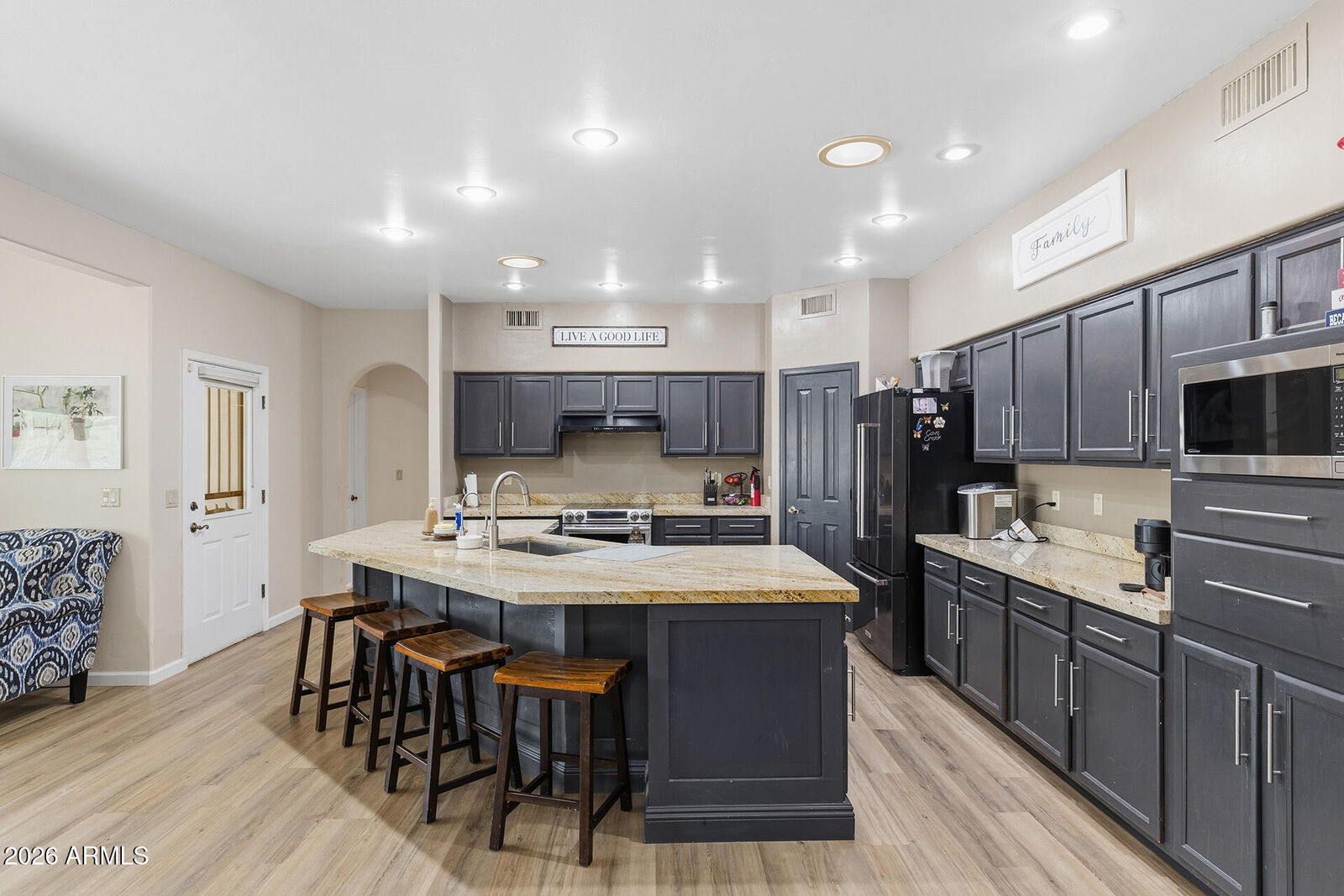 Property Photo:  31615 N 66th Street  AZ 85331 