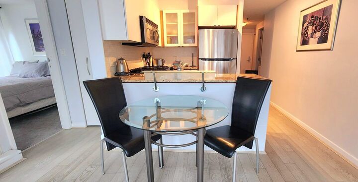 Property Photo:  822 Seymour Street 609  BC V6B 1L7 