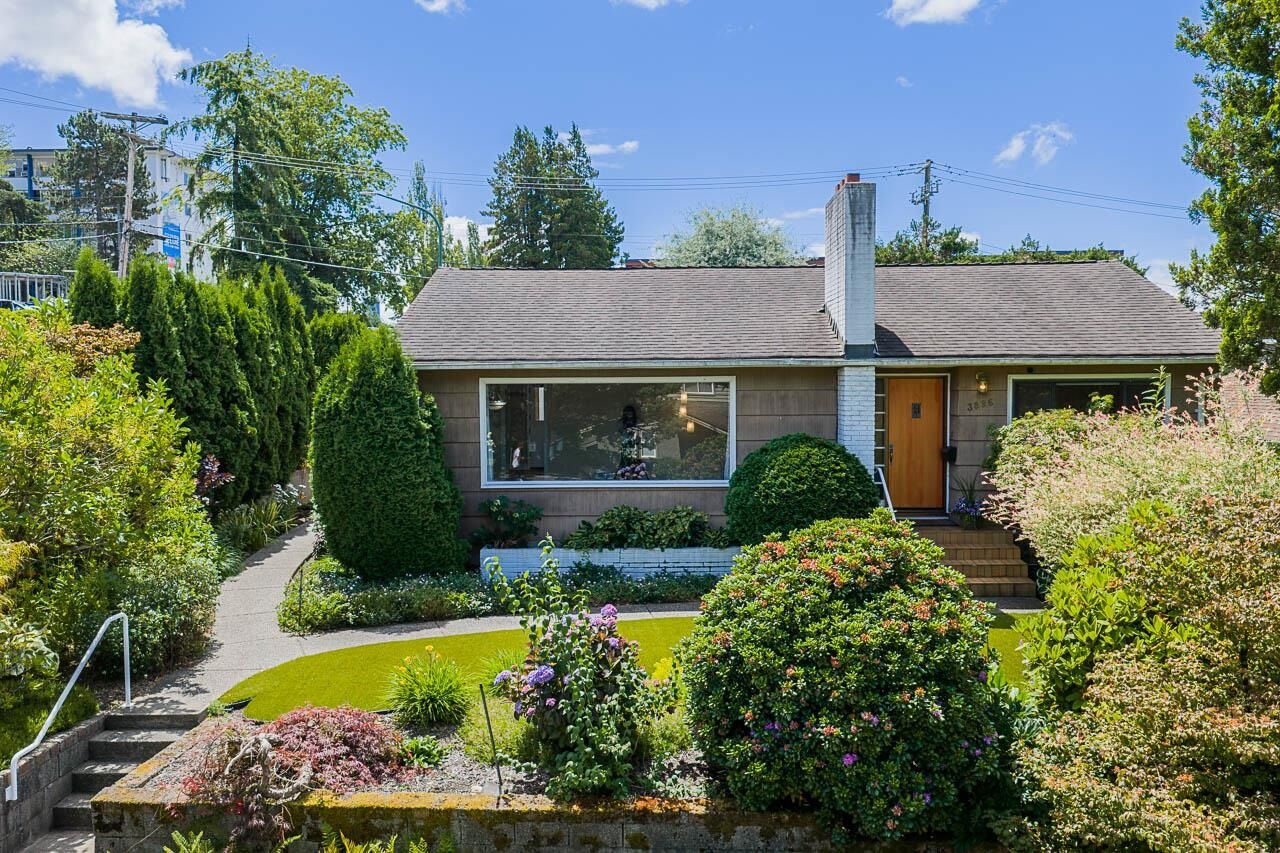Property Photo: 3896 Elmwood Street BC V5G 1S1