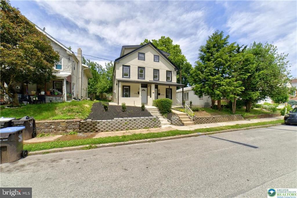 Property Photo:  1717 Willow Street  PA 19401 